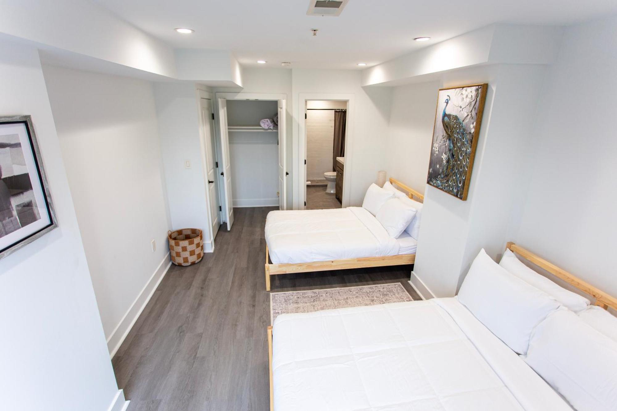 Apartment Elegant Petworth Escape 6 Bed Urban Retreat